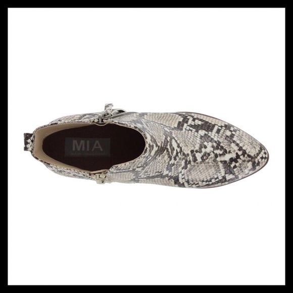 MIA Audin Snakeskin Print Ankle Bootie - Picture 10 of 11